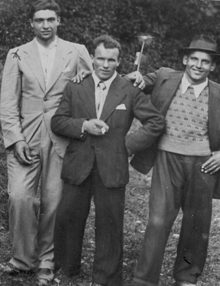 Antonio Piardi (Gal) con S.Viotti e Richiedei. 1946